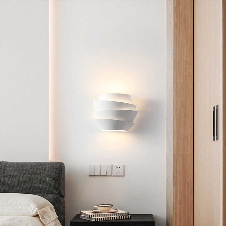 Elegant Skandinavisk Dubbel Vägglampa – Modern Belysning