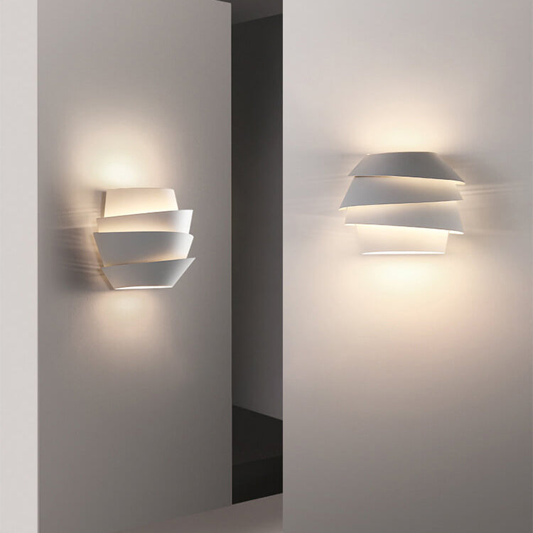 Elegant Skandinavisk Dubbel Vägglampa – Modern Belysning