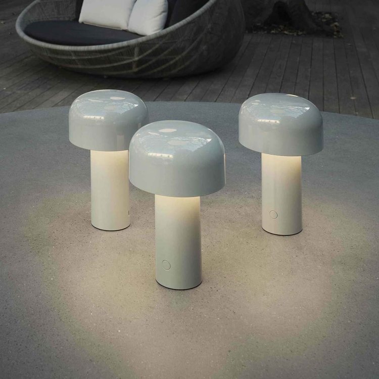 Mångsidig LED Bordslampa med Dimmningsfunktion