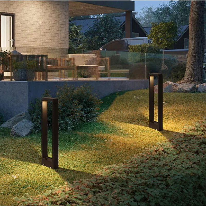 Elegant Utomhus Golvlampa – Stilren Trädgårdsbelysning