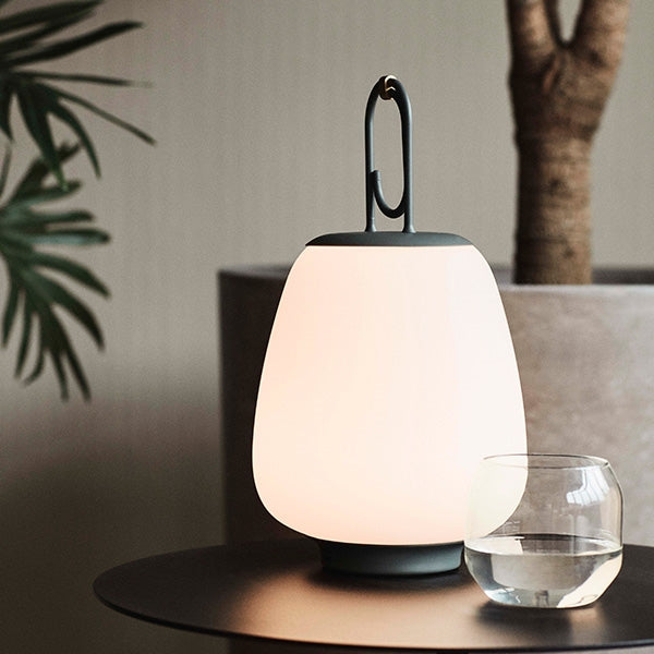 Elegant Utomhuslampa för Mysig Atmosfär