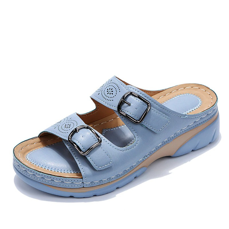 Stilrena och bekväma ortopediska sandaler