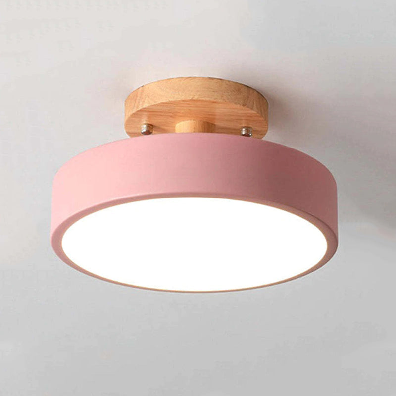 Elegant LED Taklampa i Trä – Modern Belysning