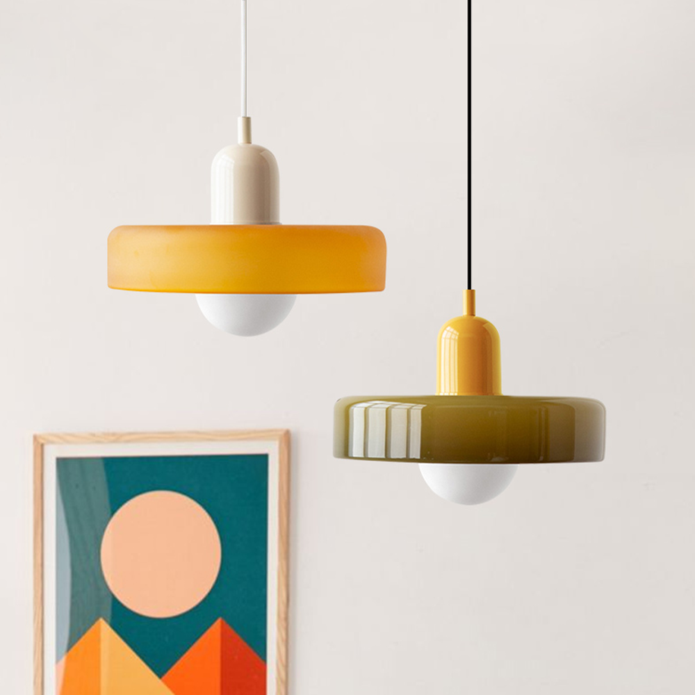 Elegant Bauhaus Pendellampa i Färgat Glas