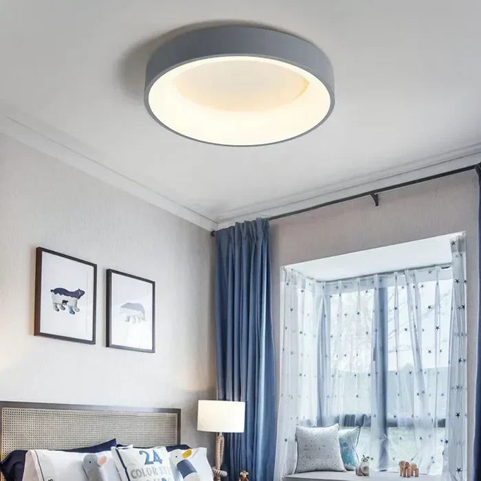 Elegant Skandinavisk Rund LED Taklampa – Modern Belysning