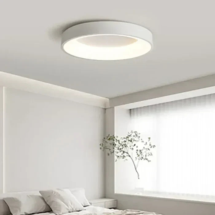 Elegant Skandinavisk Rund LED Taklampa – Modern Belysning