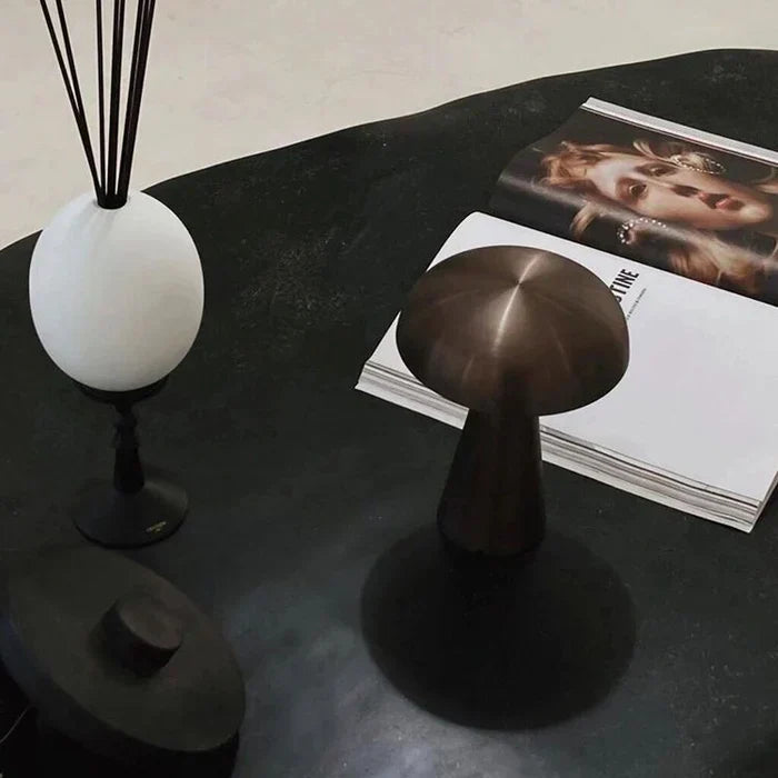 Elegant Trådlös Svampformad LED Bordslampa