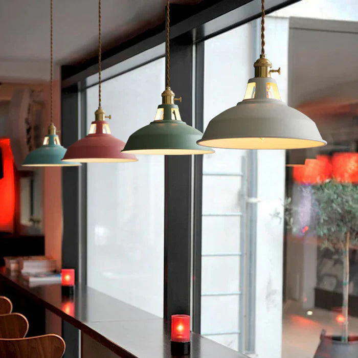 Industriell Retro Metallhänglampa – Stilfull Belysning