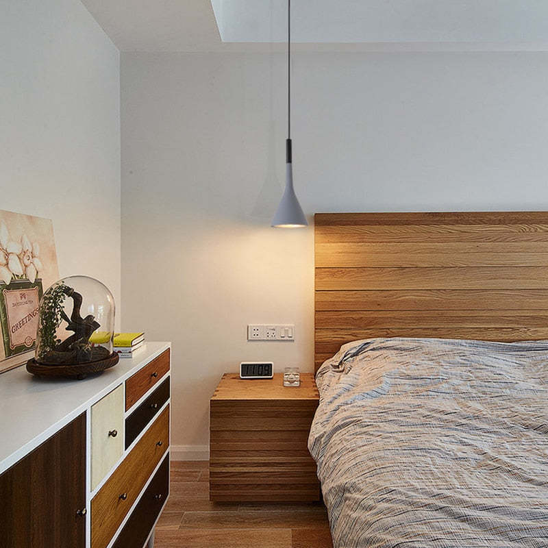 Modern Triangulär Taklampa med LED-belysning