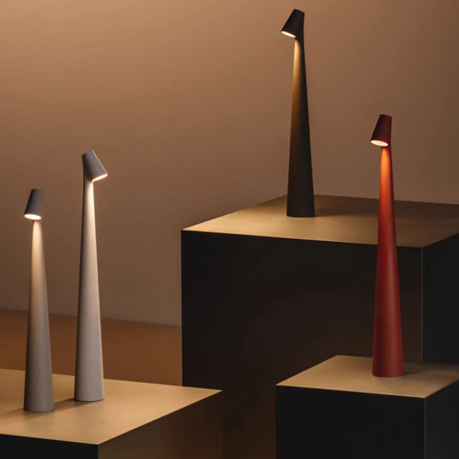 Elegant Trådlös LED Bordslampa – Dimbar & Portabel