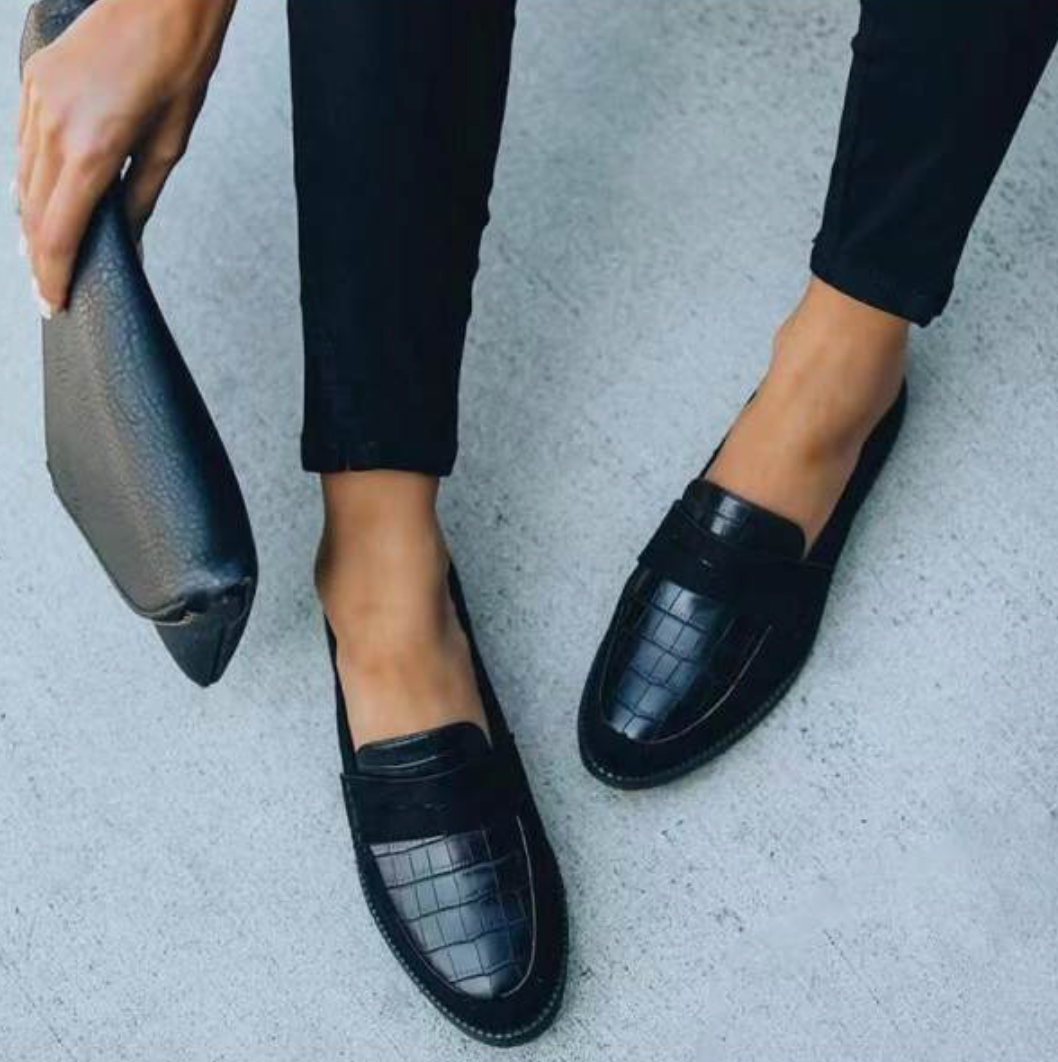 Eleganta Svarta Loafers i Lyxigt Läder