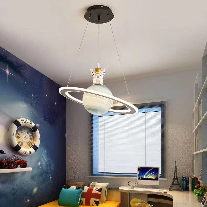 GALAXIA LED Pendellampa – Barnrum Planeter