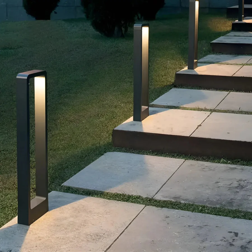 Modern LED Trädgårdsbelysning – Stilren & Hållbar
