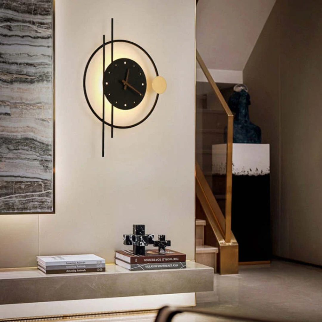 LUMINA Elegant LED Väggklocka med Varmt Ljus