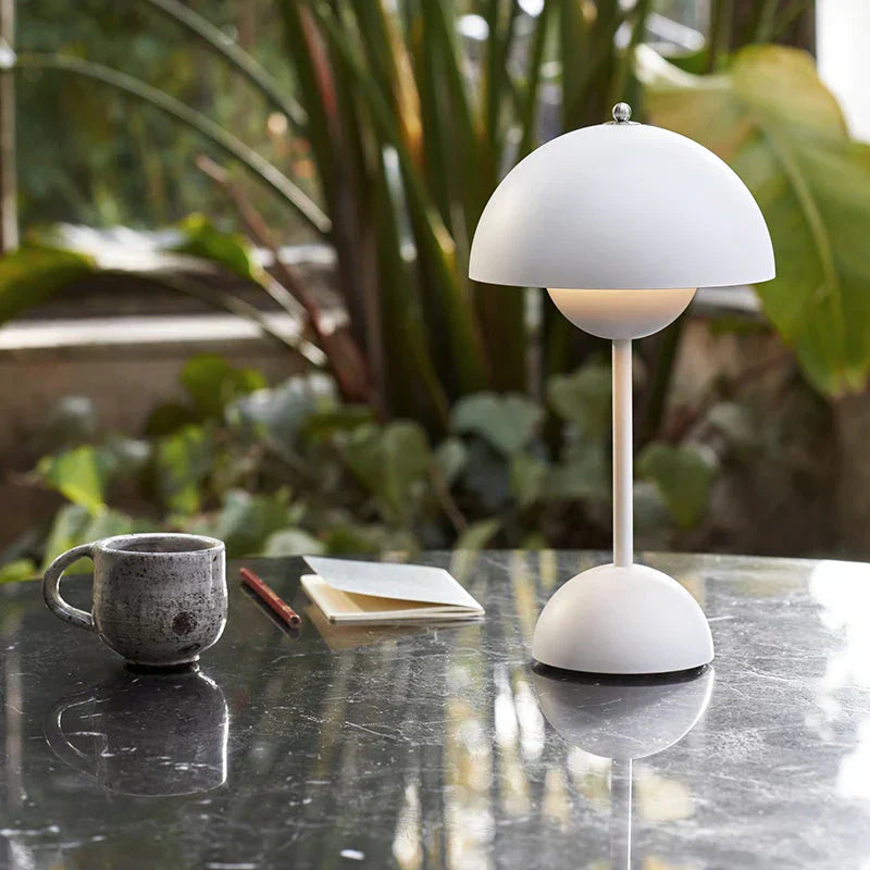 LUNARIA Trådlös LED Bordslampa – Stilren & Justerbar