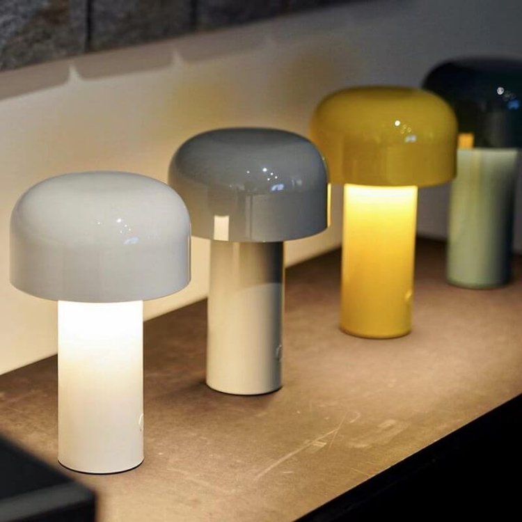 Mångsidig LED Bordslampa med Dimmningsfunktion