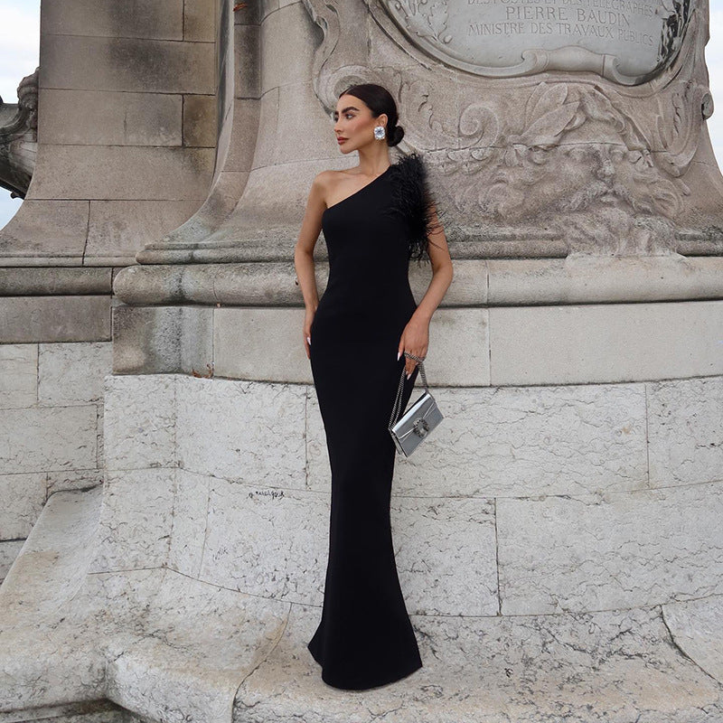Elegant Off-Shoulder Klänning för Alla Tillfällen