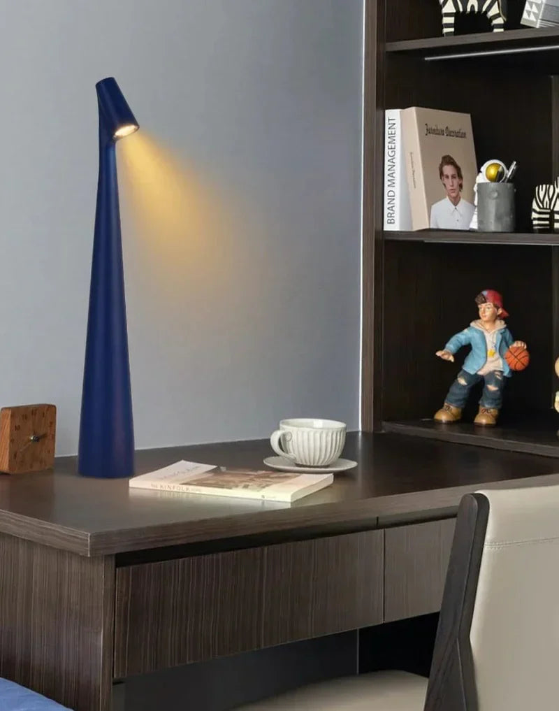 LUMINAIRE – Elegant Trådlös Uppladdningsbar Bordslampa