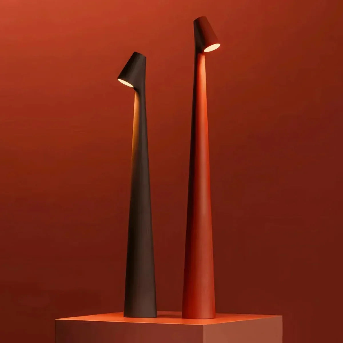 LUMINAIRE – Elegant Trådlös Uppladdningsbar Bordslampa