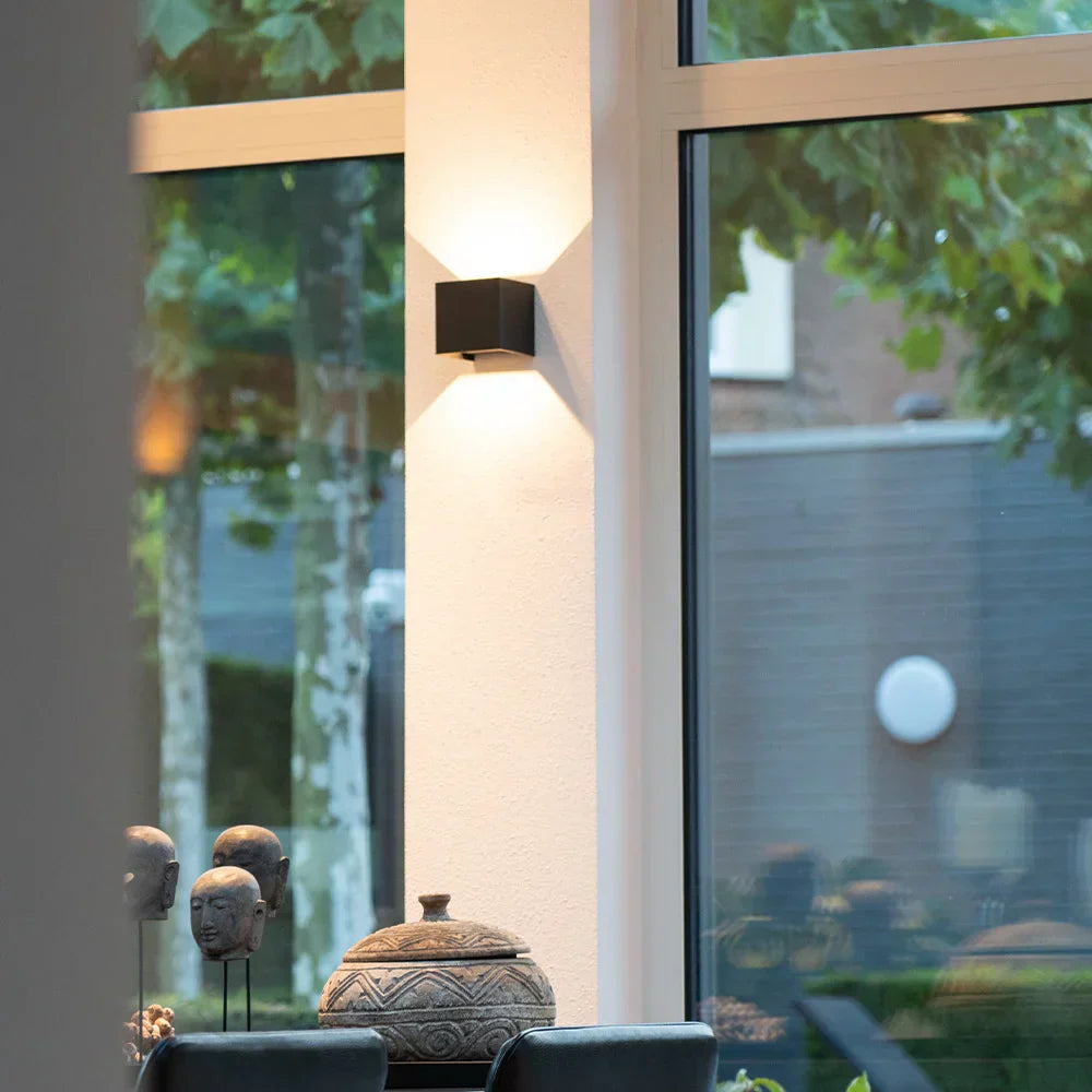 LUMINOX Elegant Trådlös LED Kublampa – Stilren, Uppladdningsbar & Justerbar