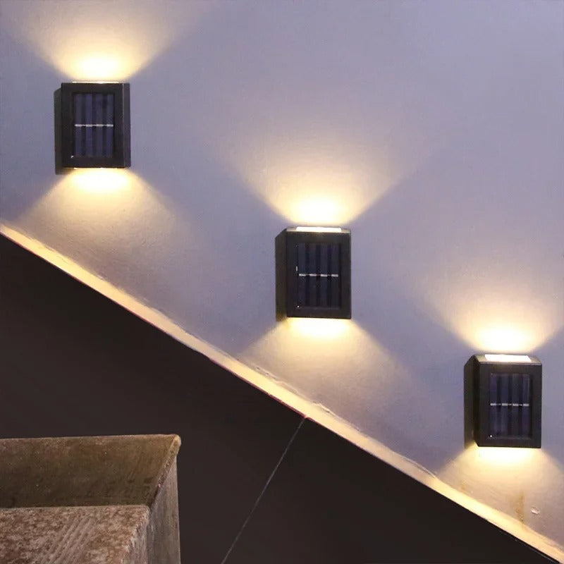 Solcellsdrivna LED Vägglampor – Elegant Utomhusbelysning