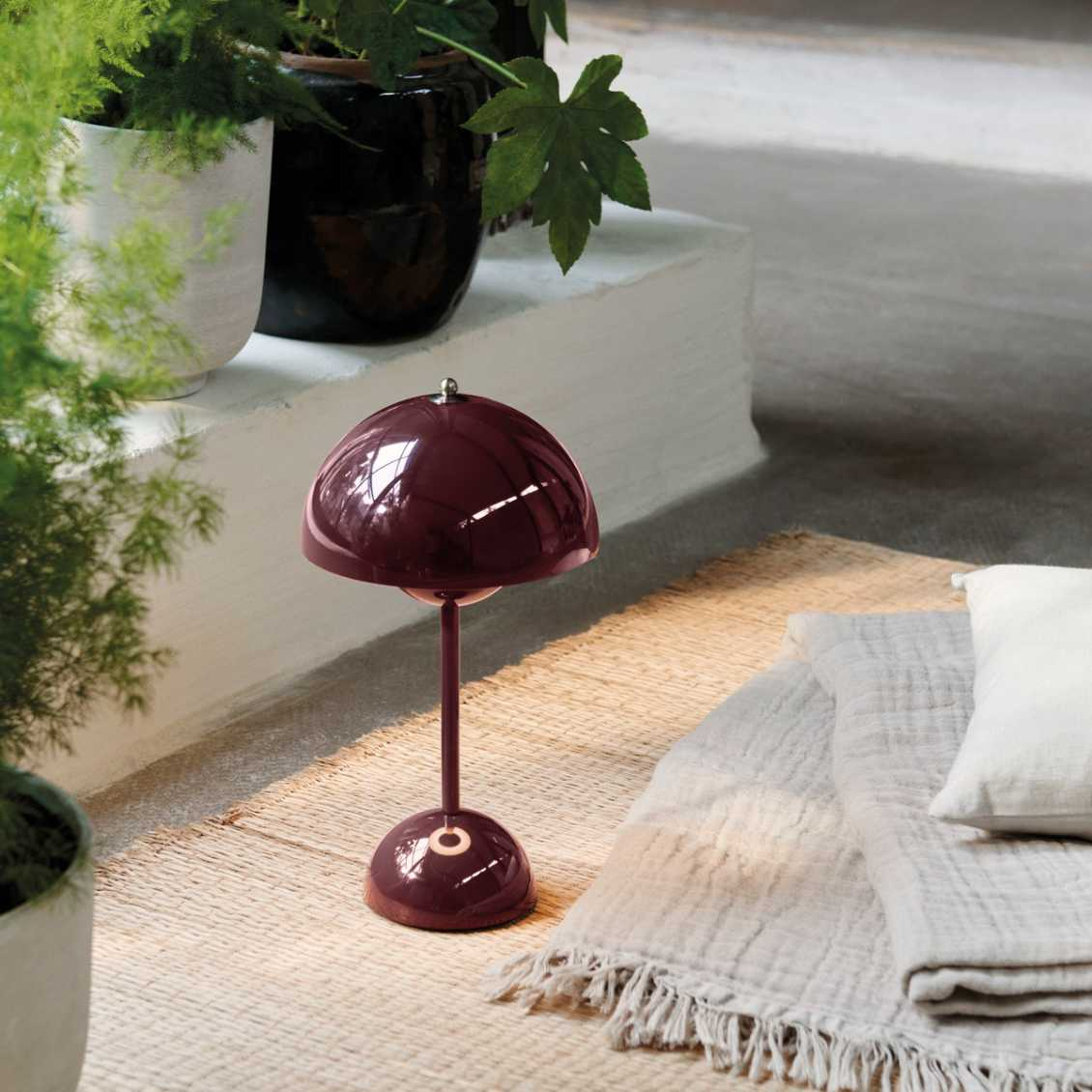 LUNARIA Trådlös LED Bordslampa – Stilren & Justerbar