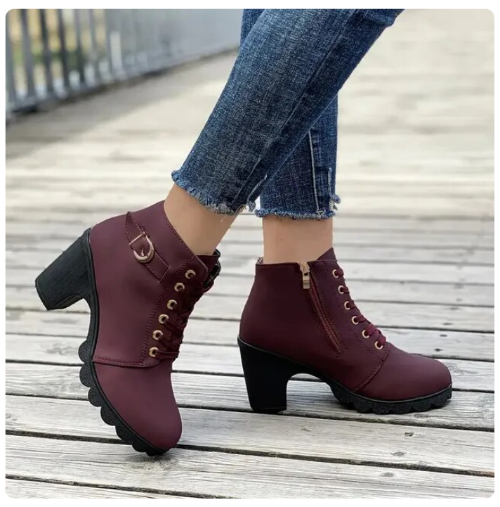 Eleganta Högklackade Chelsea Boots för Komfort och Stil
