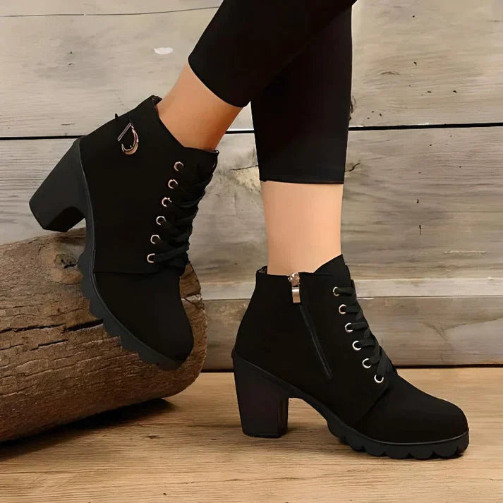 Eleganta Högklackade Chelsea Boots för Komfort och Stil