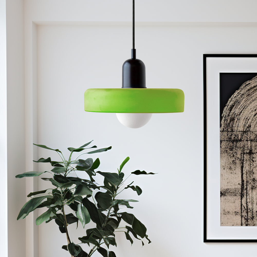 Elegant Bauhaus Pendellampa i Färgat Glas