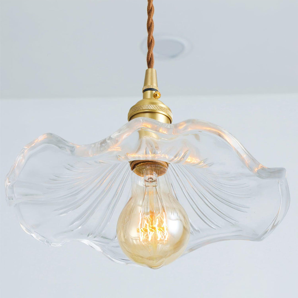 Elegant Hibiskus LED Taklampa – Stilfull Belysning