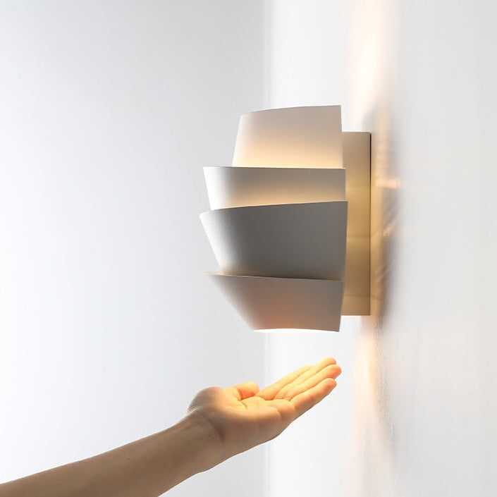 Elegant Skandinavisk Dubbel Vägglampa – Modern Belysning