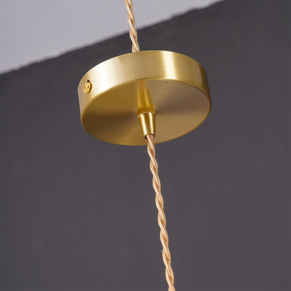 Elegant Hibiskus LED Taklampa – Stilfull Belysning
