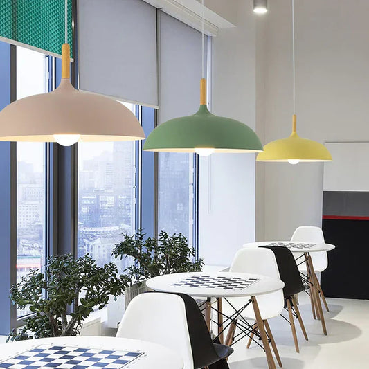 LAMPAN – Elegant Skandinavisk Ek Taklampa LED