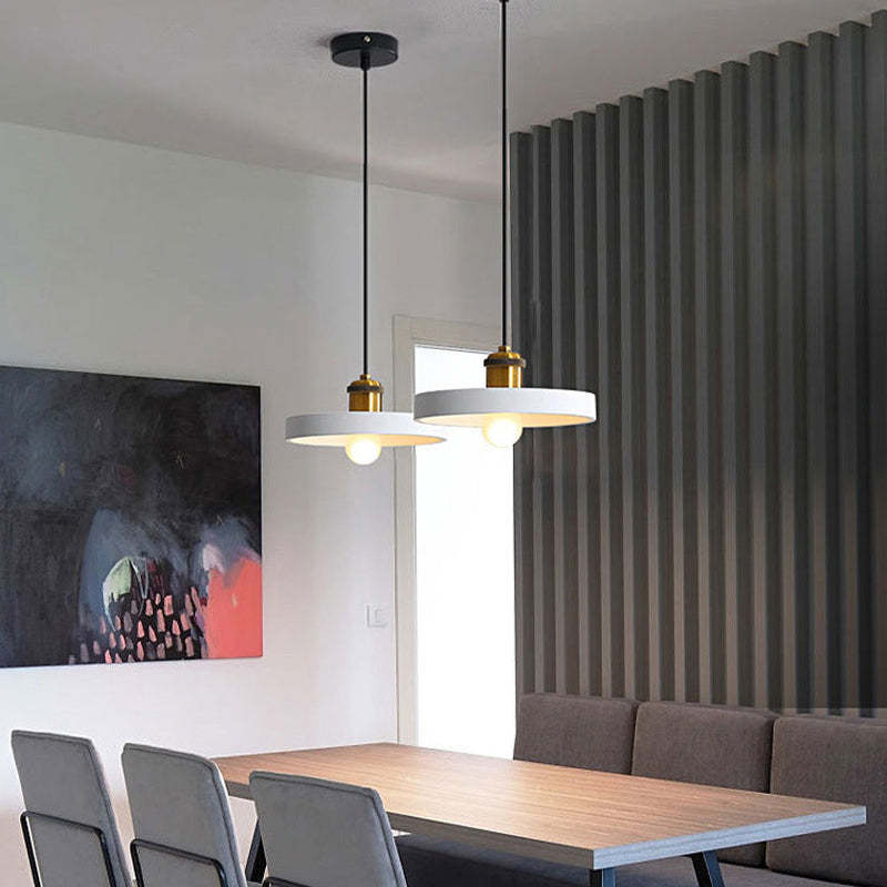 Elegant LED Hängande Lampa – Stilren Belysning