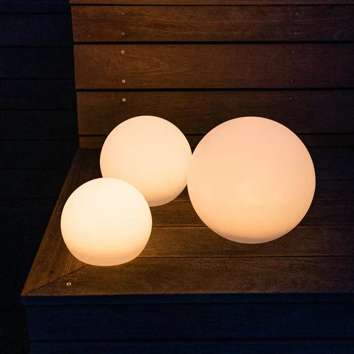 Magisk LED Trädgårdsbelysning – Sfärisk Lampa
