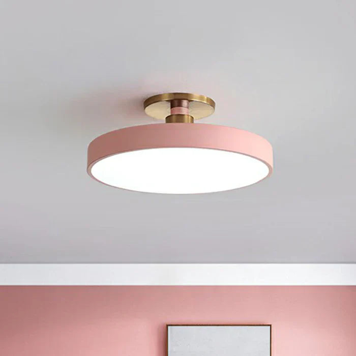 Lekfull Nordisk LED-taklampa för Barnrum