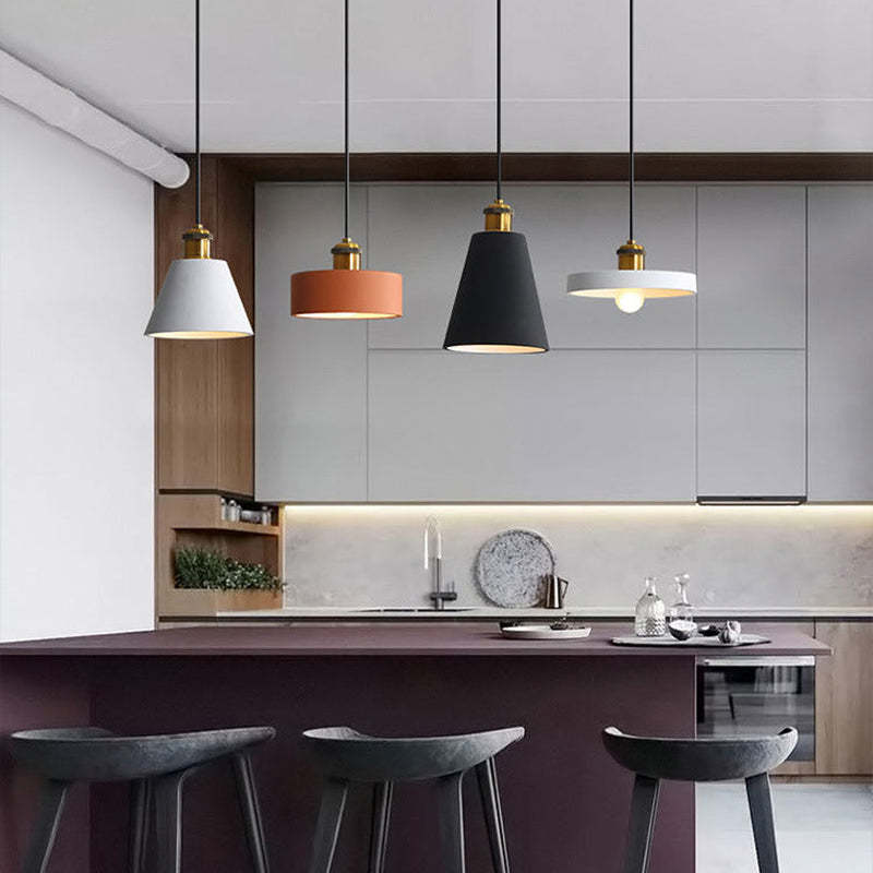 Elegant LED Hängande Lampa – Stilren Belysning