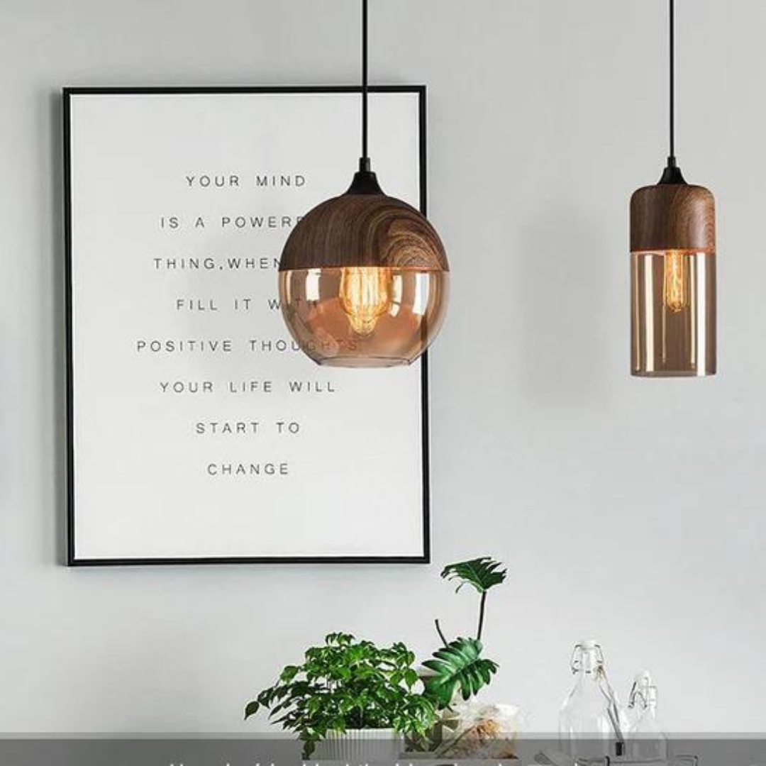 Elegant Skandinavisk Trä Taklampa med Glas