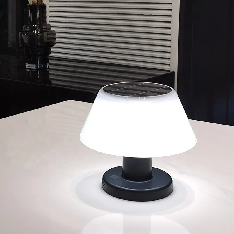 Miljövänlig Solcellsbordslampa – Elegant & Energieffektiv