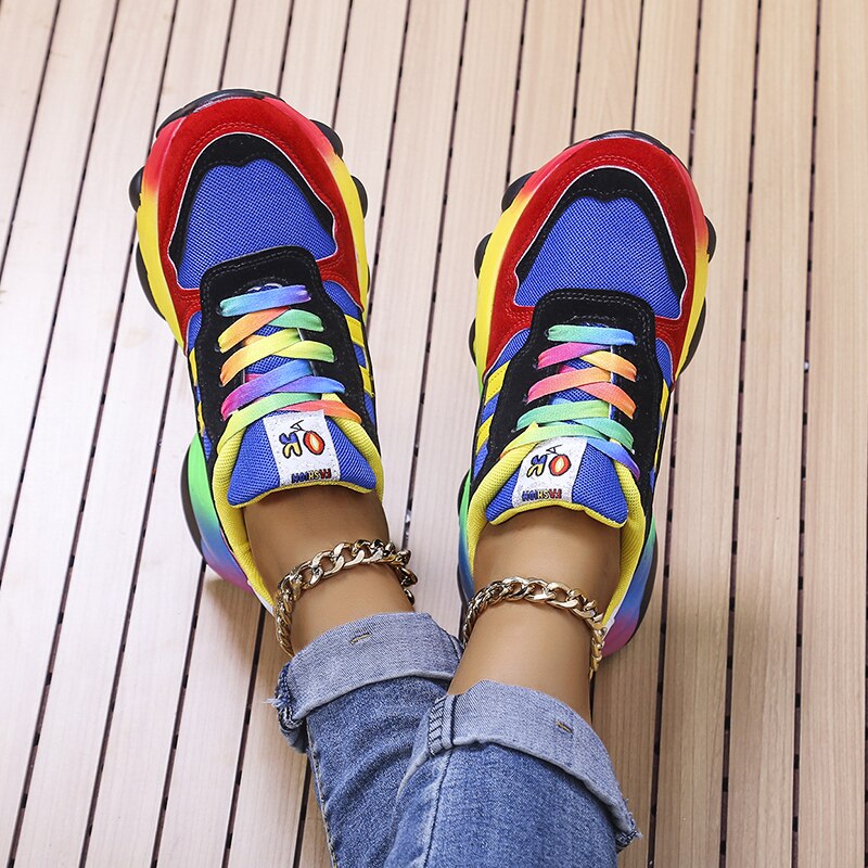 Vibrerande Regnbågs Sneakers – Stil & Komfort