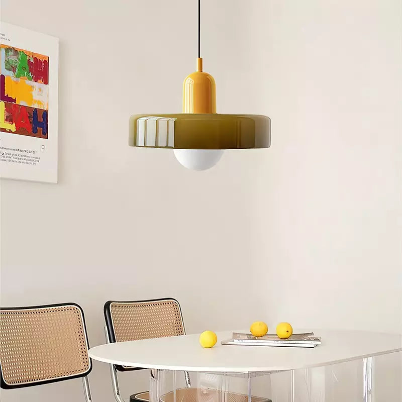 Elegant Bauhaus Pendellampa i Färgat Glas