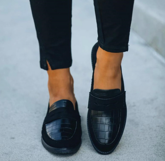 Eleganta Svarta Loafers i Lyxigt Läder
