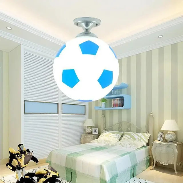Lekfull LED Taklampa med Fotbollsdesign