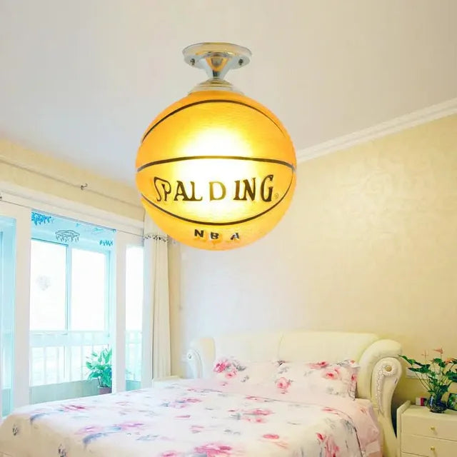 Lekfull LED Taklampa med Fotbollsdesign