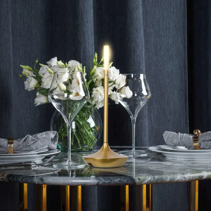 Elegant Dimbar Bordslampa – Stilren & Laddningsbar