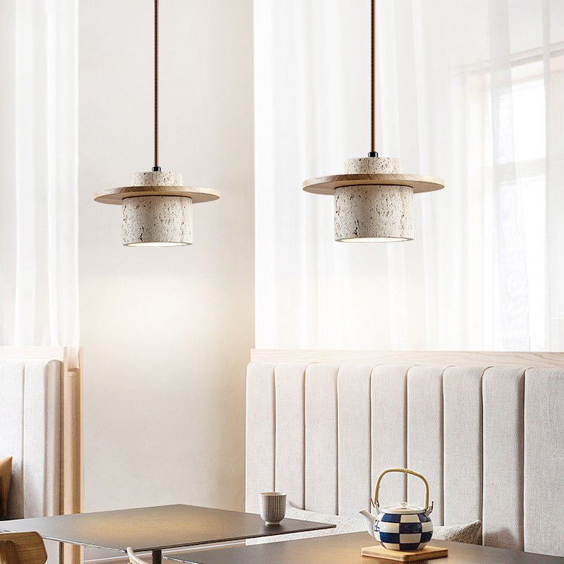 Elegant Travertin Pendellampa – Stilren & Varm