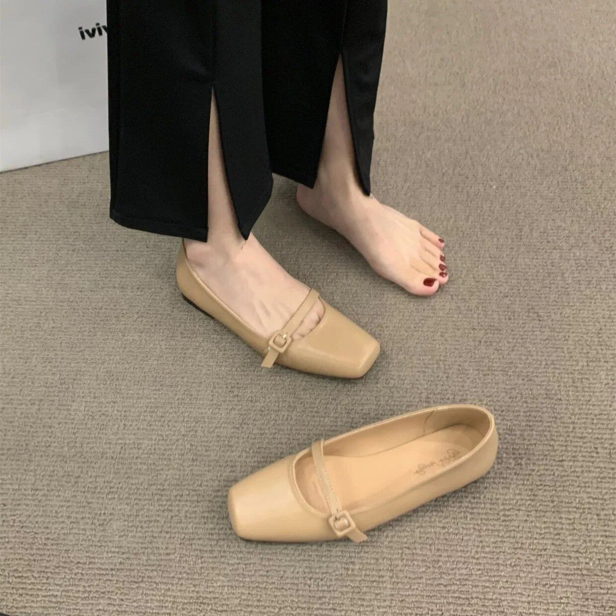 Stiliga Ballerinaskor med Fyrkantig Tå och Spänne – Komfort & Elegans