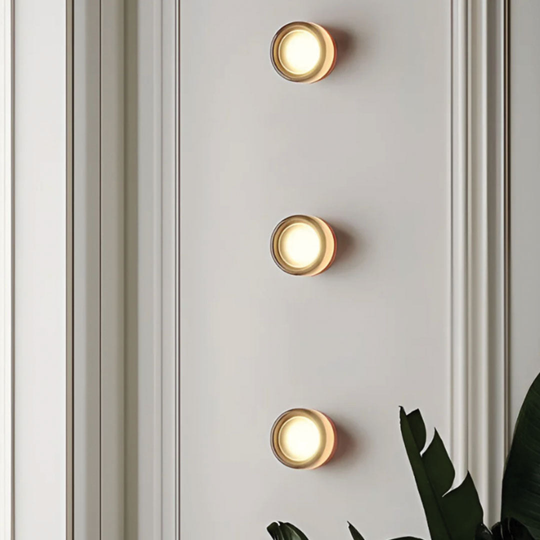 Elegant LED Vägglampa för Modern Inredning