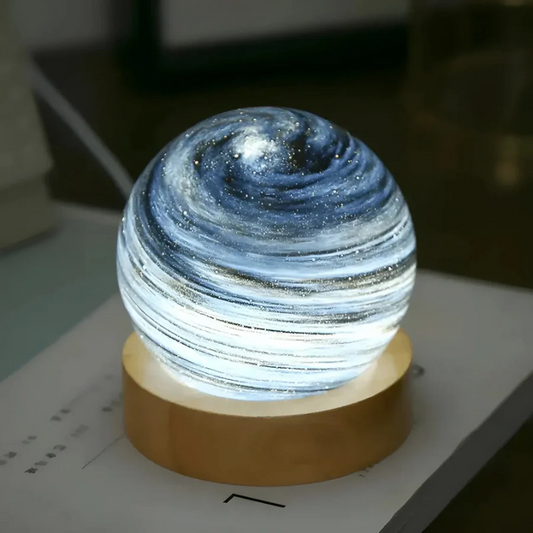 Fängslande 3D Mini-Planet Lampa – Kosmisk Belysning