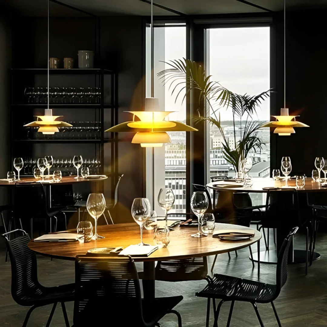 Färgglad Modern LED Pendellampa – Stilfull Belysning